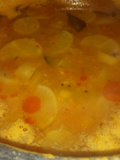 முள்ளங்கி சாம்பார் (mullangi sambar recipe in Tamil) செய்முறை முக்கிய புகைப்படம்