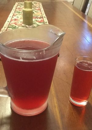 Una foto de Refresco de ciruelas natural