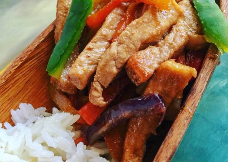 Lomo de cerdo saltado