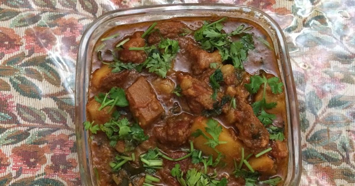 Pork And Potato Curry Recipe by Rita Mehta ( Super