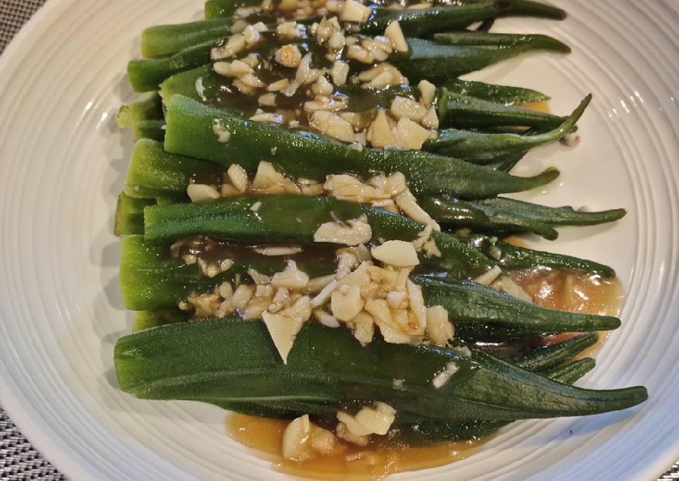 Steamed Okra