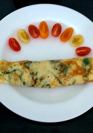 A picture of My Spinache & Cheese Omelette 😋.