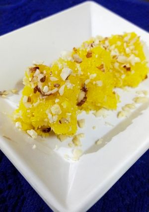 नारियल की बर्फी (nariyel ki barfi recipe in hindi) रेसिपी मुख्य फोटो