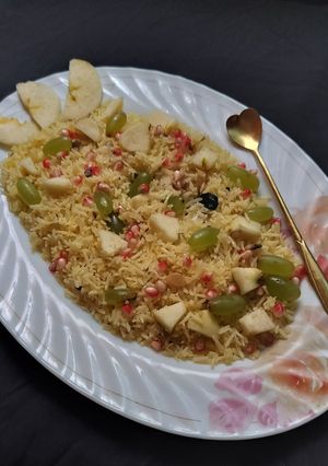 A picture of Kashmiri pulao.