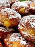 Gogoși cu lingura și cremă de vanilie