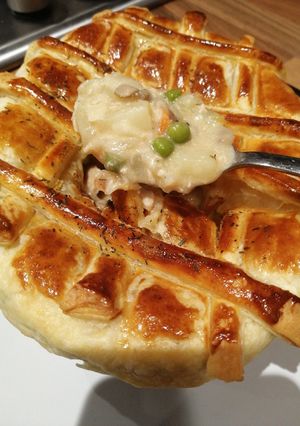 Foto resep Chicken Pie: Creamy & Cheesy