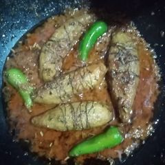 A picture of Masala filled karailay.