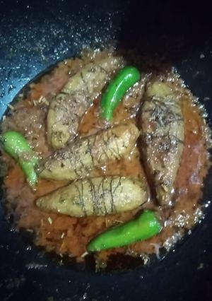 A picture of Masala filled karailay.