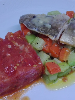 Una foto de Bacalao confitado