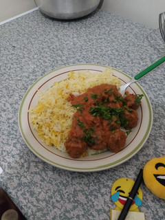 A picture of Meatballs in tomato and coconut sauce😋.