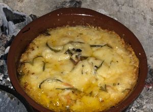 Una foto de Queso provolone con especias