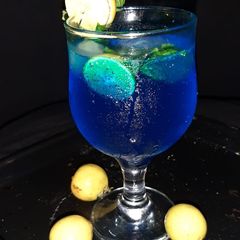 Blue lagoon 🍷🍋 A picture of Blue lagoon 🍷🍋.
