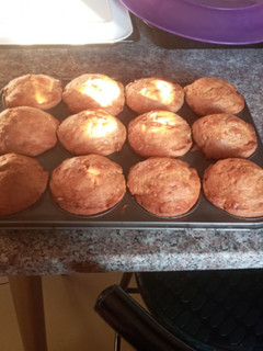 A picture of Banana and lemons muffins.