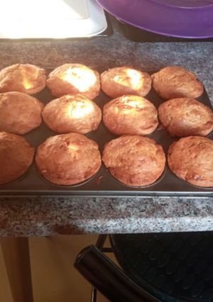 A picture of Banana and lemons muffins.