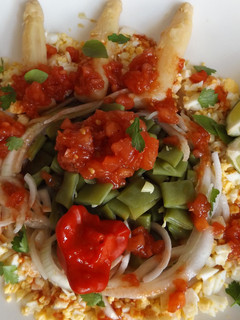 Una foto de Ensalada de judías verdes con vinagreta de tomates