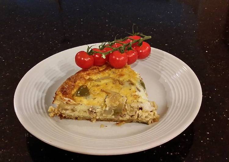 Sausage, Cheese and Jalapeño Quiche