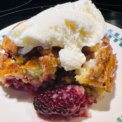 A picture of Quick Blackberry Cobbler.