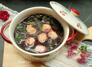 Hình của món Canh rau dền nấu mọc.