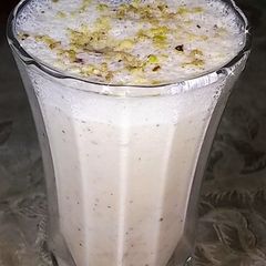 A picture of Date and dry fruits shake.