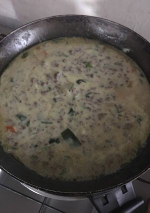 Una foto de Pasta con carne molida y crema de leche!!
