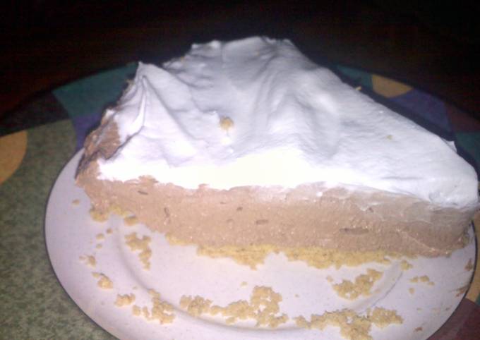 whipped chocolate pie