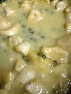 A picture of Chicken Picatta.