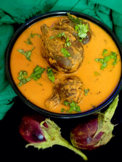 எண்ணெய் (முள்)கத்தரிக்காய் குழம்பு (Throny brinjal gravy) செய்முறை முக்கிய புகைப்படம்