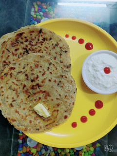 મેથી આલુ પરાઠા(Methi Aloo Paratha Recipe In Gujarati) રેસીપી મુખ્ય ફોટો