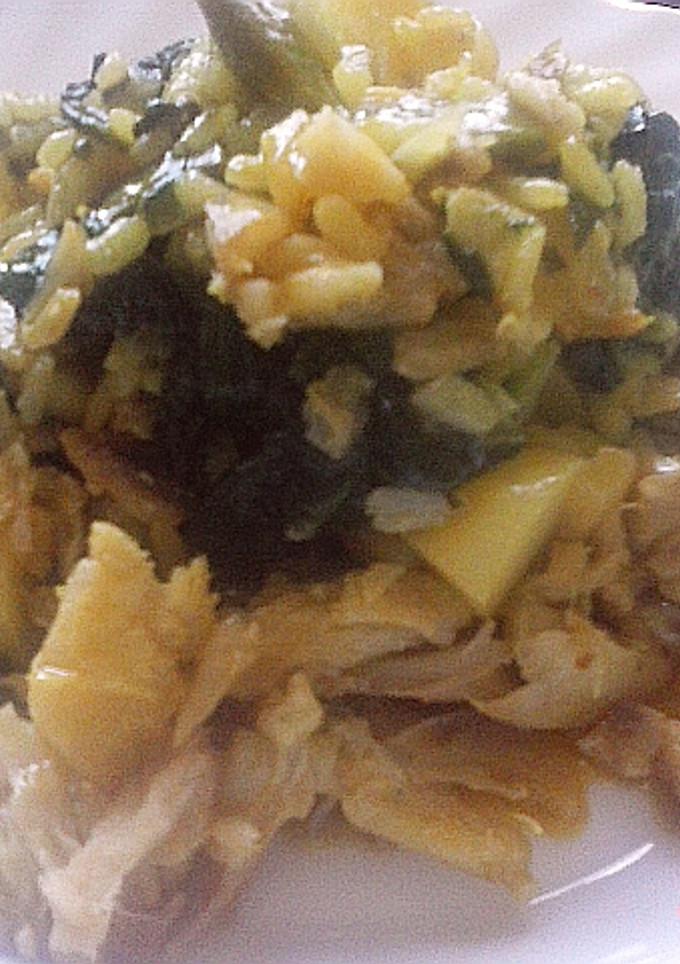 Una foto de Arroz con bacalao y espinacas