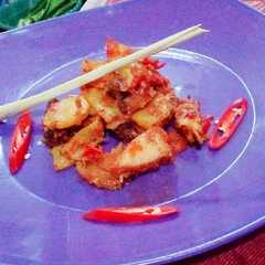 A picture of Jambal Balado Pedas🍷🍴 Nano-nano😄.