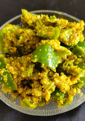 રાઈતા મરચા (Raita Marcha Recipe In Gujarati) રેસીપી મુખ્ય ફોટો