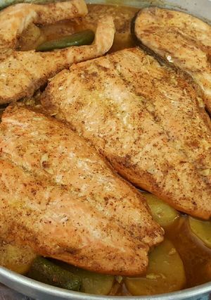 صورة لوصفة سمك سلمون مشوي بالفرن 🐟🐟🐟🐟🐟