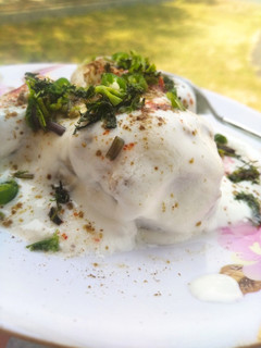 दही वड़ा(Dahi vada recipe in hindi) रेसिपी मुख्य फोटो