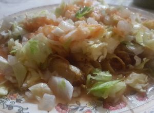 Una foto de Tacos Encuerados con salsa de Tomate 🤩🥴🤤
