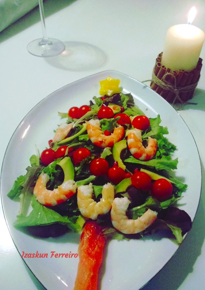 Una foto de Ensalada navideña