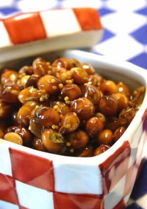 A picture of Dry-Roasted Soy Beans Pickled in Balsamic Vinegar.