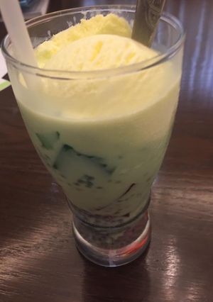 A picture of Pista falooda.