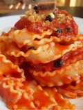 Pasta c' anciova e mollica atturrata