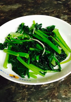薑絲芥蘭 的食譜成品照片