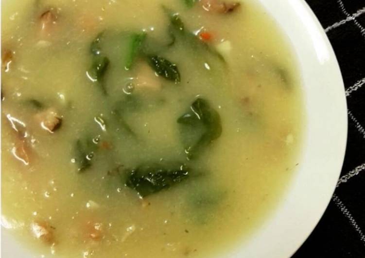 Creme de aipim com bacon e espinafre - Tudogosreceitas
