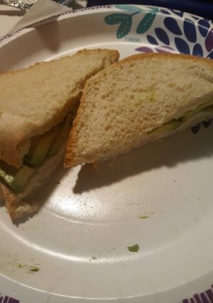 A picture of Reubens Avocado Sandwich.