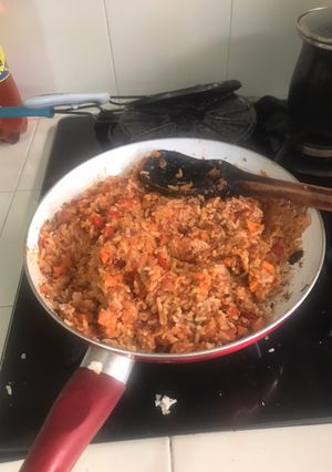 Una foto de Arroz con atún