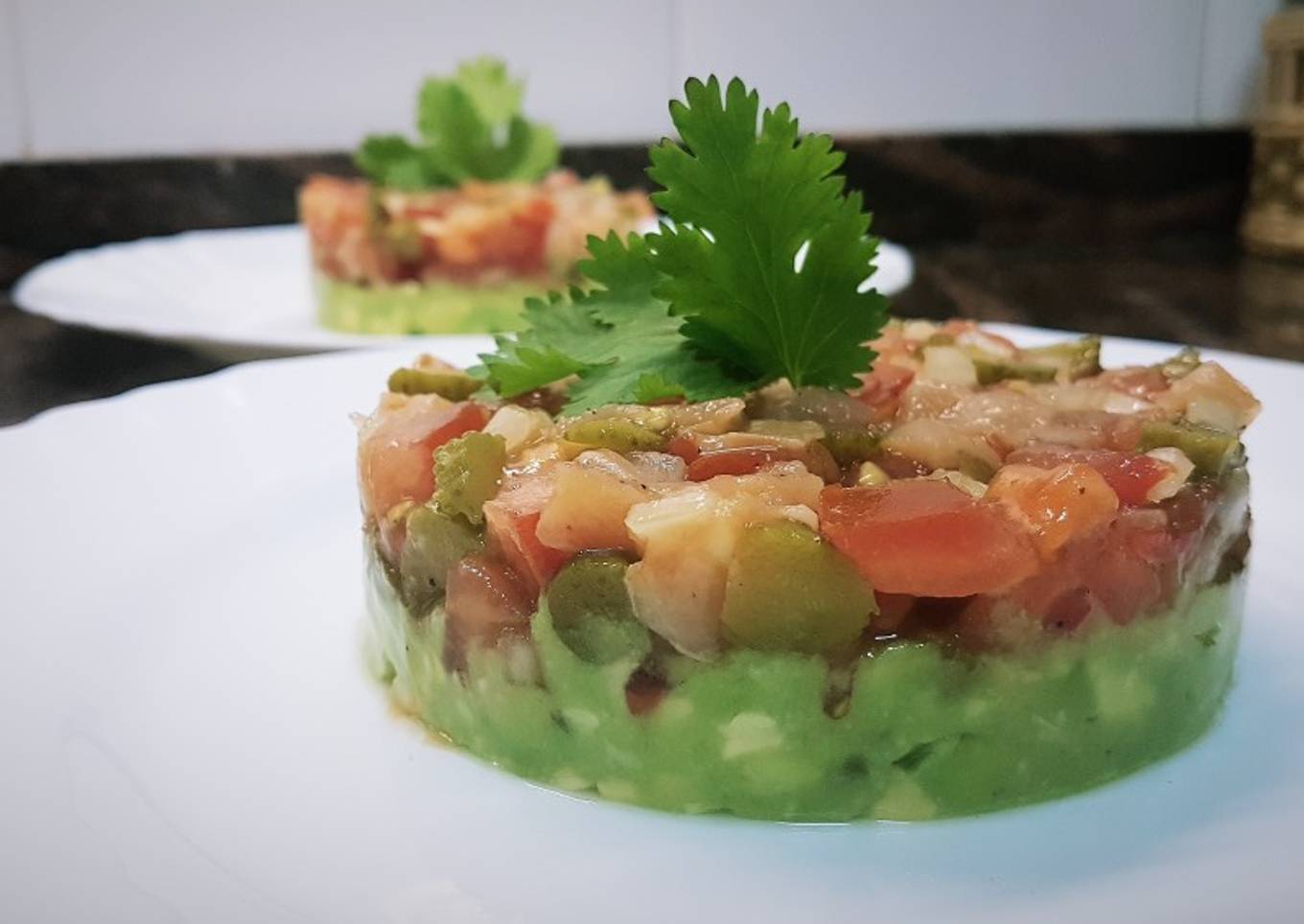 Tartar de aguacate y salmón ahumado