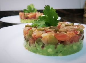 Foto principal de Tartar de aguacate y salmón ahumado