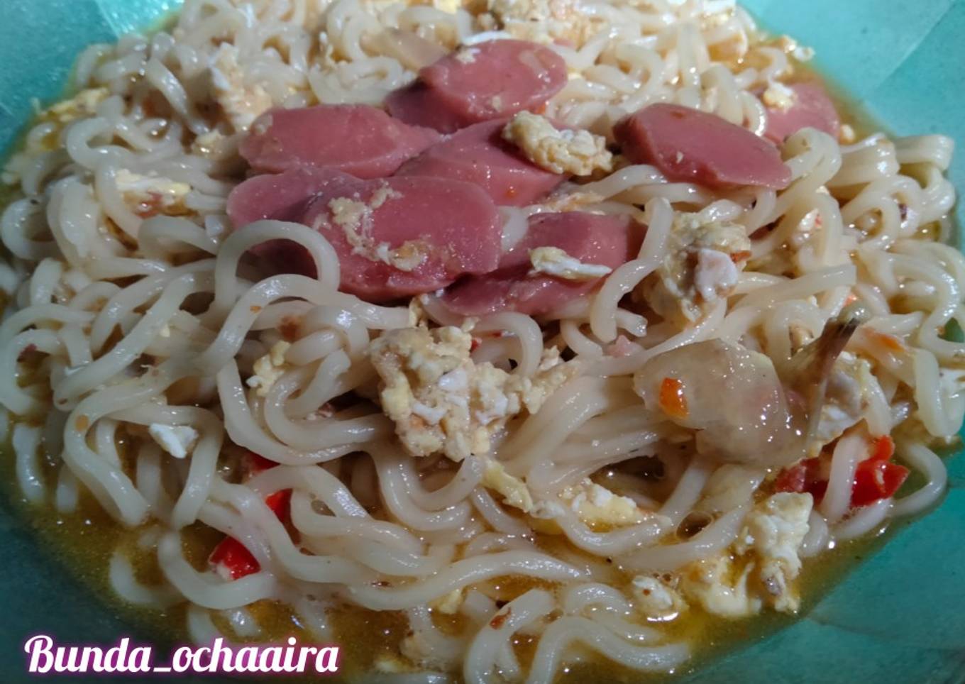 Mie kuah pedas spesial