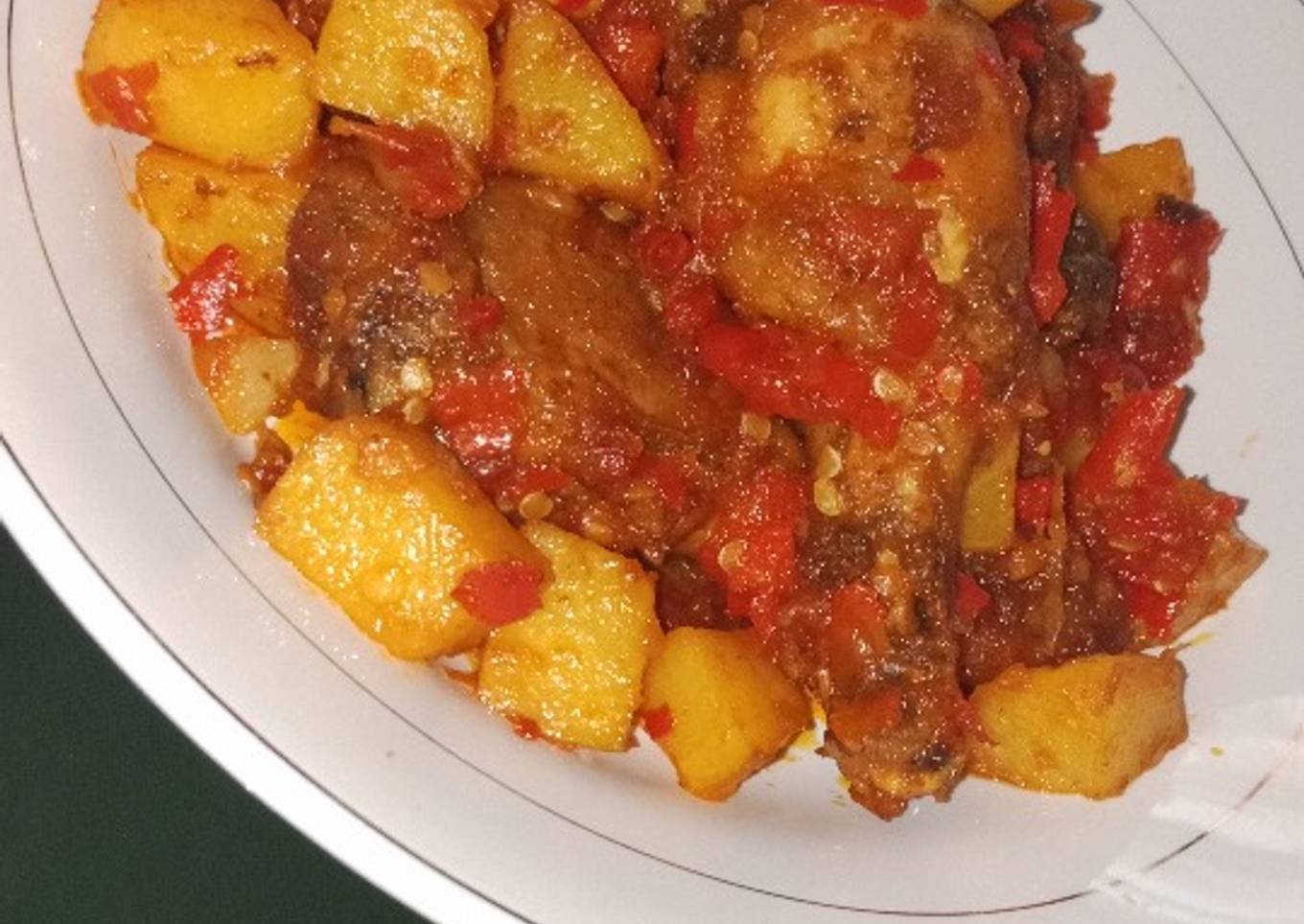 Ayam kentang goreng balado