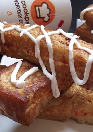 A picture of Cheesey French Toast Sticks.