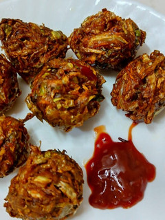 ડ્રાય મન્ચુરિયન(Dry Manchurian Recipe In Gujarati) રેસીપી મુખ્ય ફોટો
