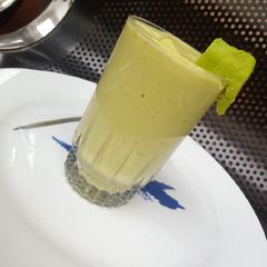 A picture of Avocado smoothie.