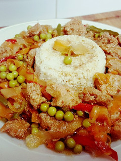 Una foto de Corona de verduras y guisantes al lemon grass